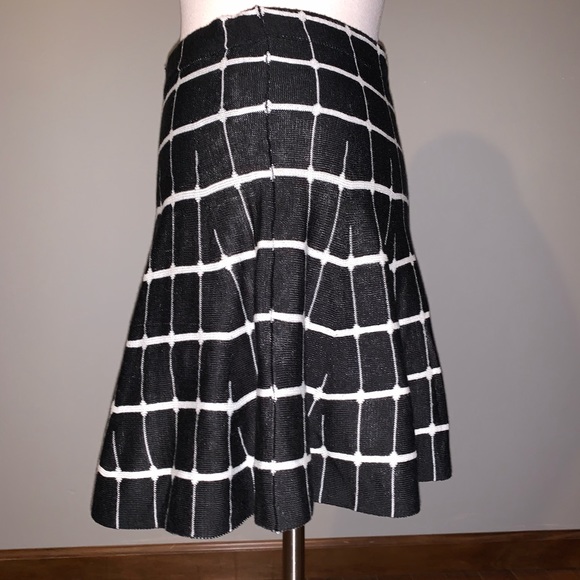 Candies Knit Skirt - Picture 2 of 6